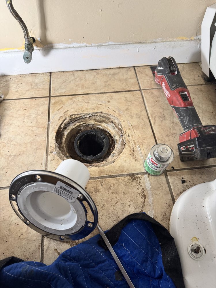 Toilet flange repair