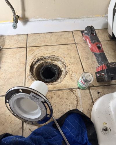 Toilet flange repair